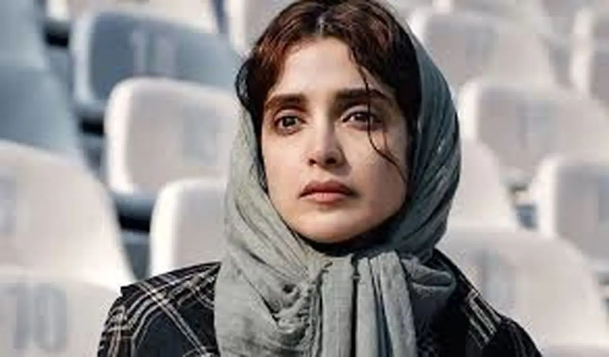 سفر در زمان؛ الهه حصاری 24 ساله با لباس عروس در فیلم 