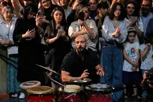 تصاویری از بازگشت موسیقی زنده به تهران