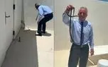 تصاویری از شکار مار با دست خالی توسط وزیر بهداشت آمریکا