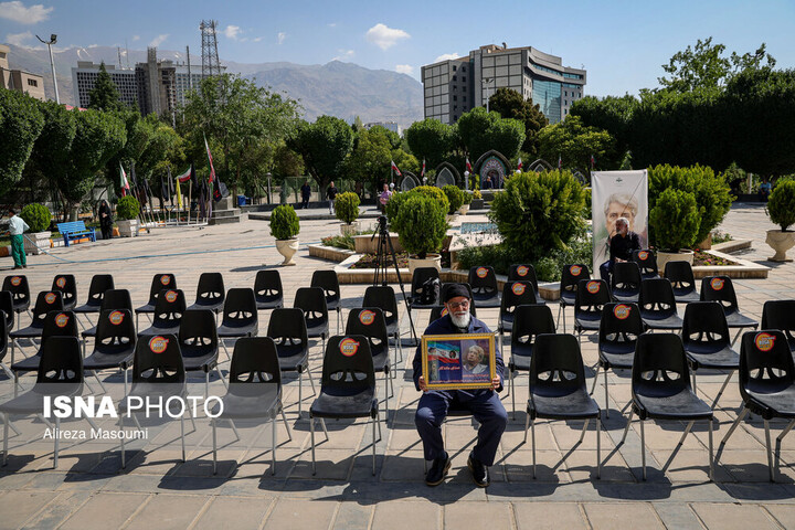 گزارش ایسنا از مراسم تشییع صدای ماندگار ایران/درگذشت بهروز رضوی نیامد!