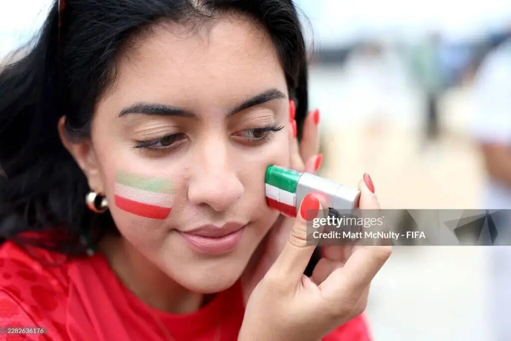 تصاویری از هواداران تیم ملی فوتبال ایران در دیدار مقابل بلژیک