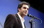 دورهمی خانوادگی منوچهر هادی کنار سفره‌ نذری