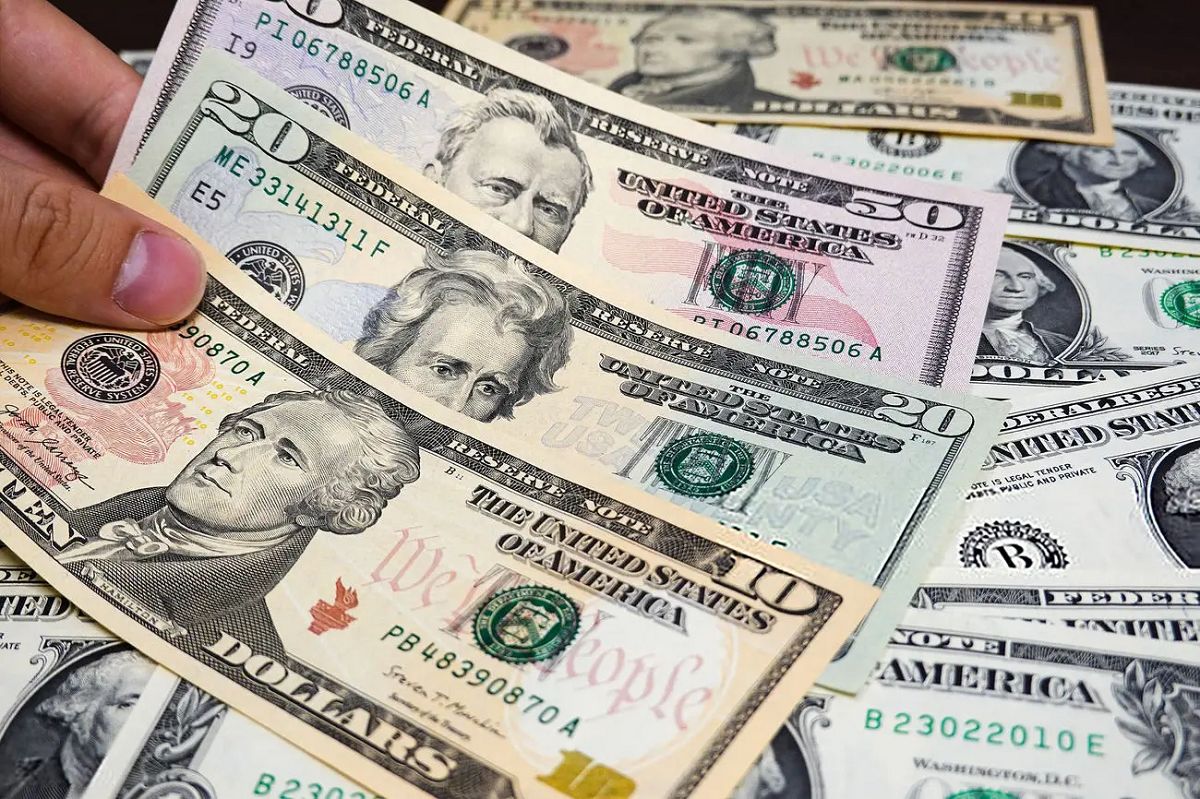 قیمت دلار و یورو امروز شنبه 15 تیرماه قیمت ارز در بازار آزاد