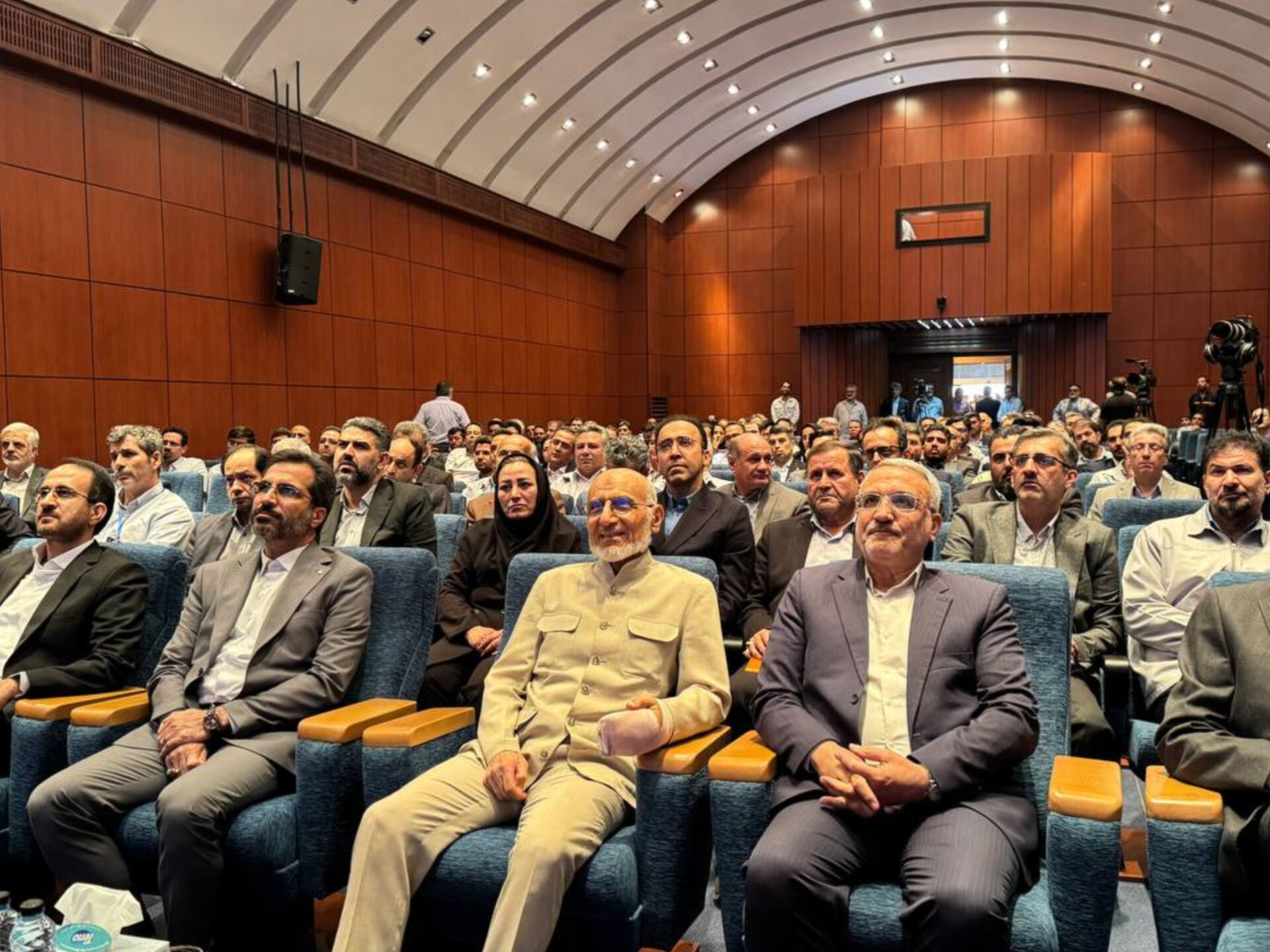 کنفرانس موتور احتراق داخلی Saipsitroen