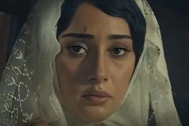 لحظه تلخ خداحافظی محبوبه با پدرش قبل از رفتن به خانه بخت که با نفرین گره خورد/ ویدئو